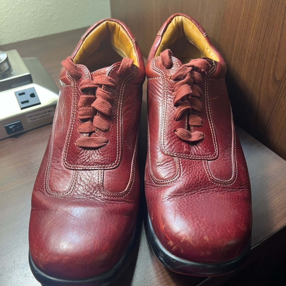 Cole Haan Chunky Burgundy Lace Up Loafers Walking Shoes Nike Air Soles Size 11